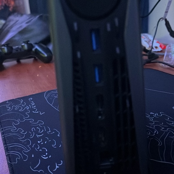 Mini pc for sale new dm for specs good condition - Picture 3 of 3